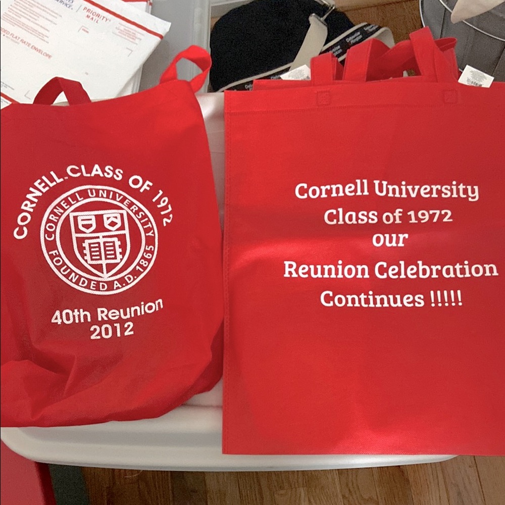 Cornell U shopping bags